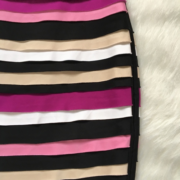 WHBM Layered Ruffle Pencil Skirt Size 8 - Picture 6 of 10